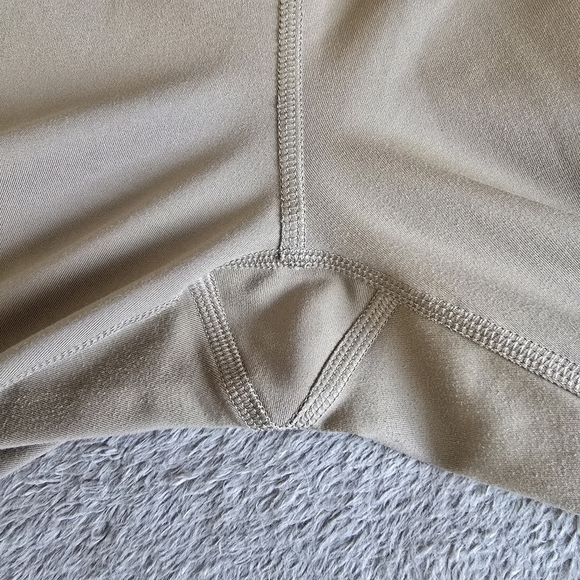 Girlfriend Collective High Waist Capri Leggings size XXL - Picture 8 of 13